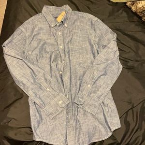 Long sleeve button up AEO shirt NWT